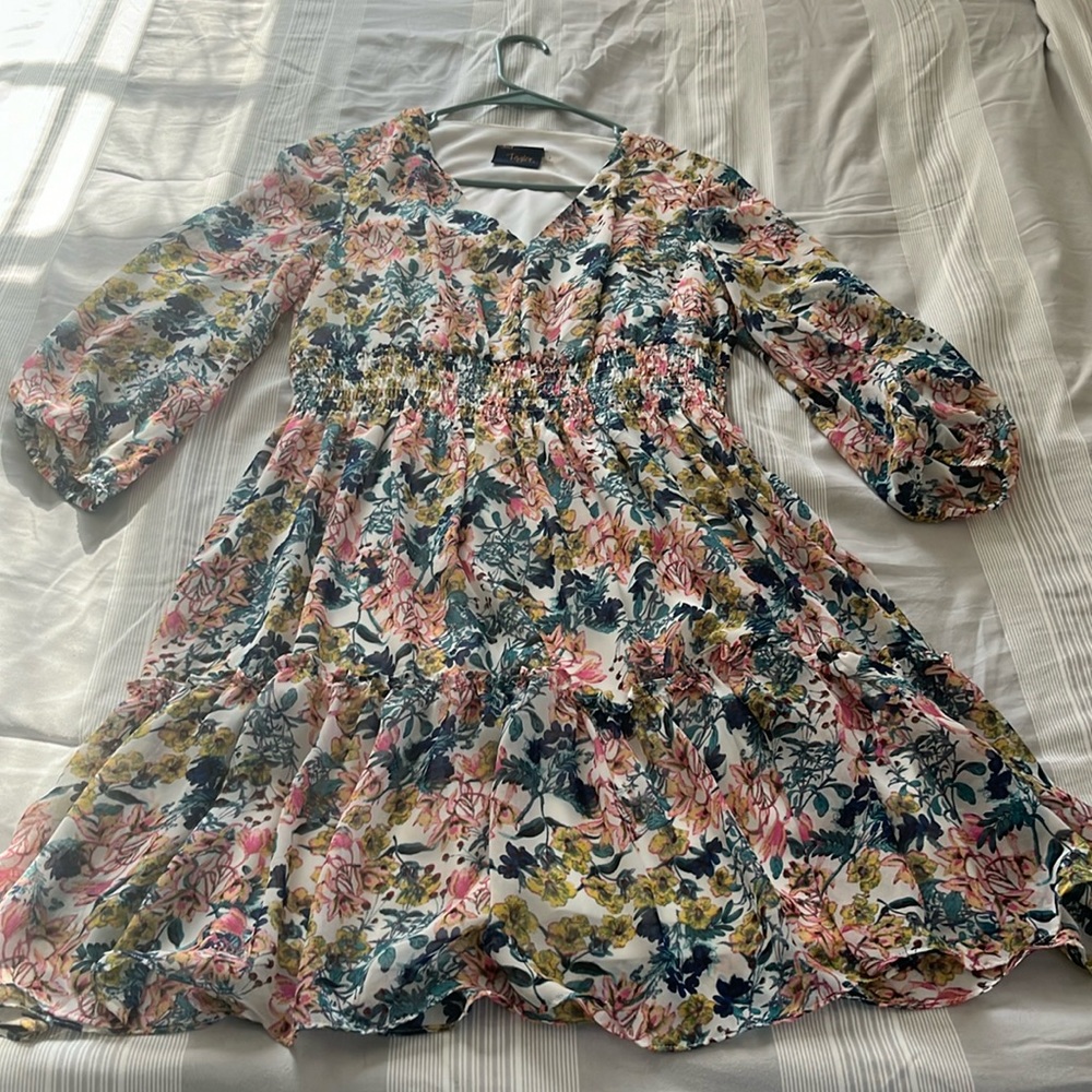 Floral Long Sleeve Knee Length Dress